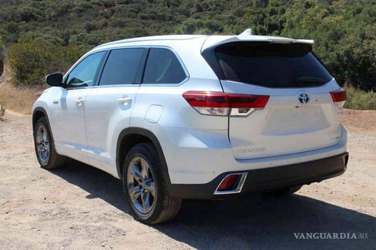 $!Toyota Highlander 2018, SUV japonés fuerte y elegante