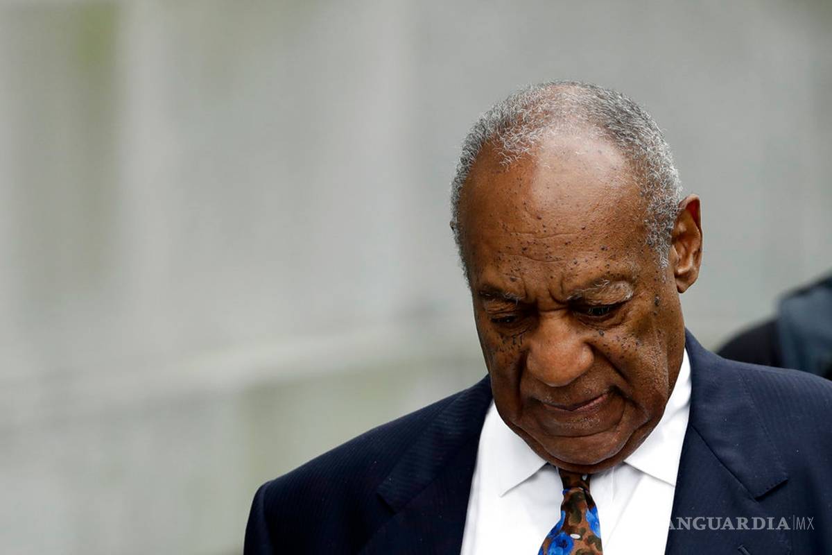 Bill Cosby es sentenciado a prisión, piden que se registre como depredador sexual de por vida