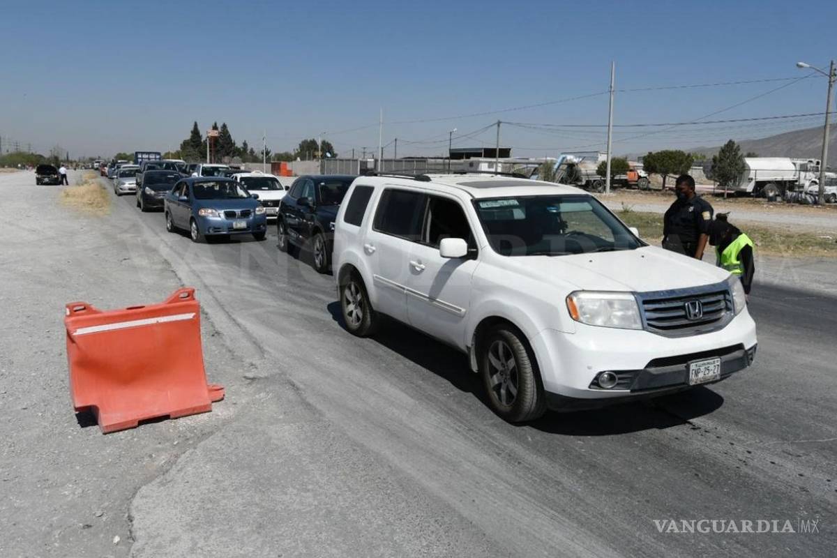 Pese a incendio, paseantes buscan entrar a Sierra de Arteaga; filtro en Bella Unión se los impide