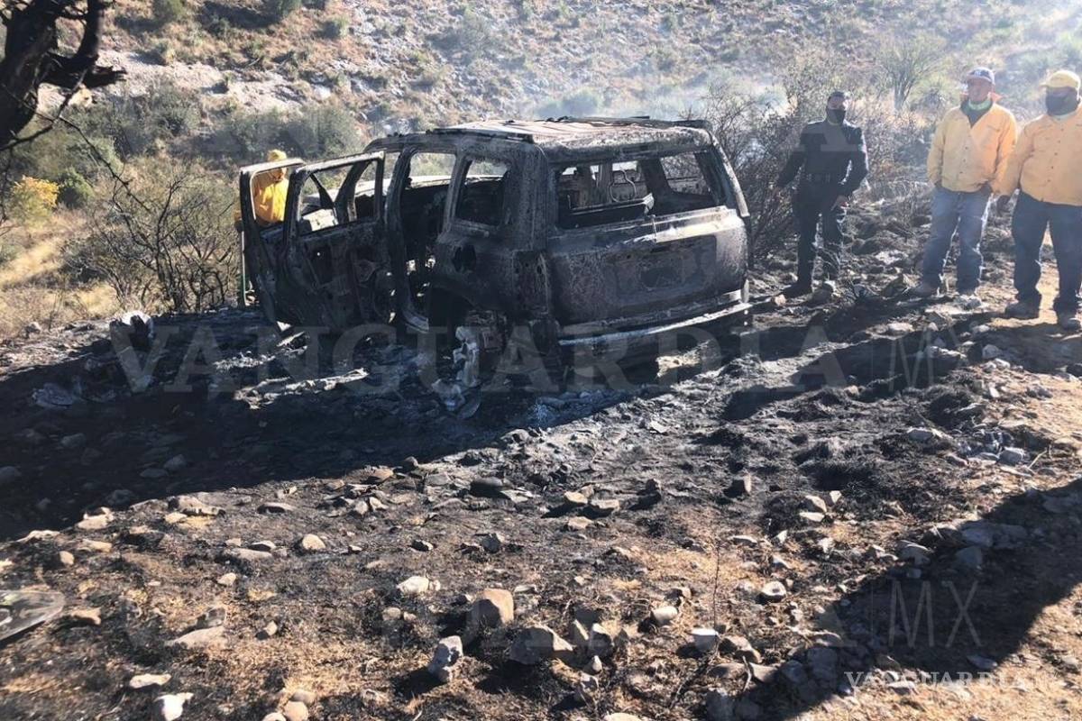 $!Camioneta provoca un incendio en la sierra de Zapalinamé, al oriente de Saltillo