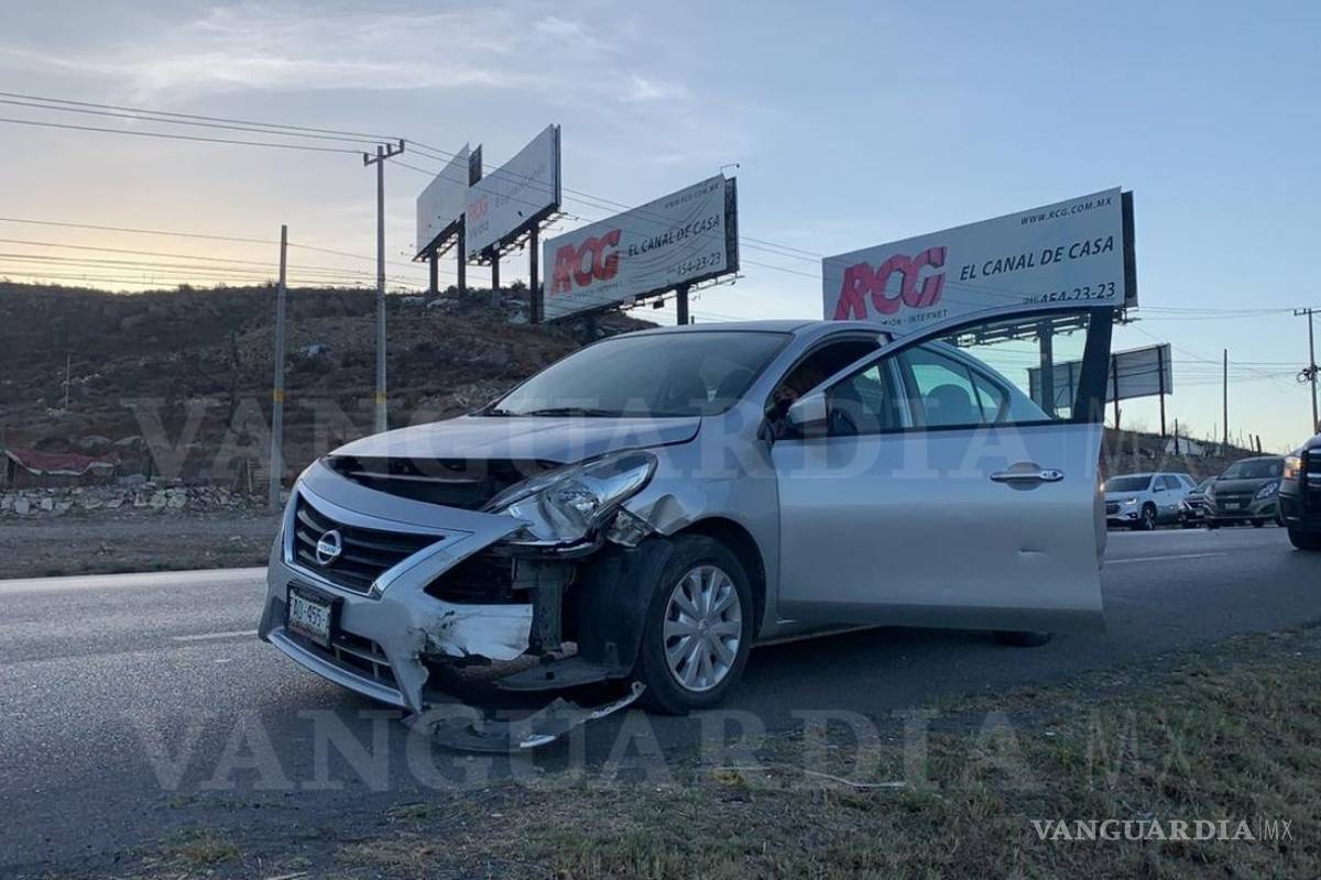 Múltiples accidentes se registran sobre la Saltillo-Monterrey, 10 vehículos se verían implicados