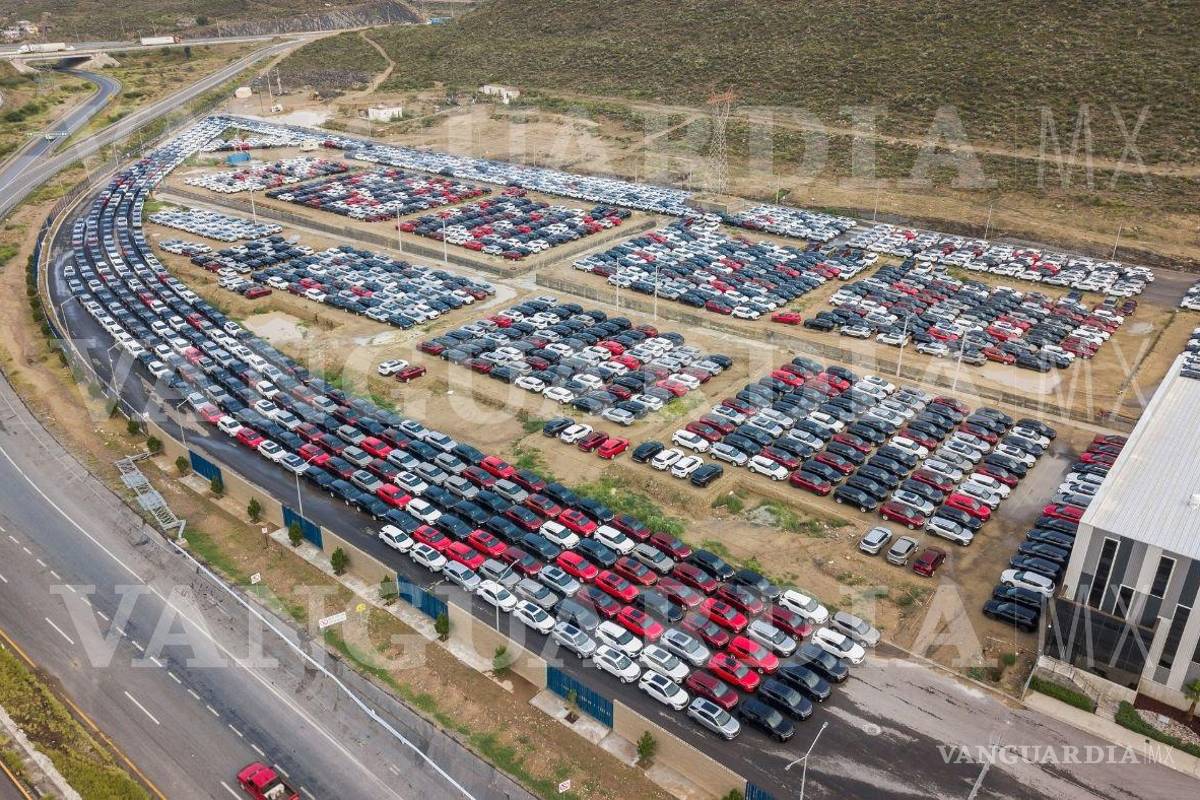 Coahuila: Así lucen miles de autos parados por falta de chips en Saltillo y Ramos Arizpe