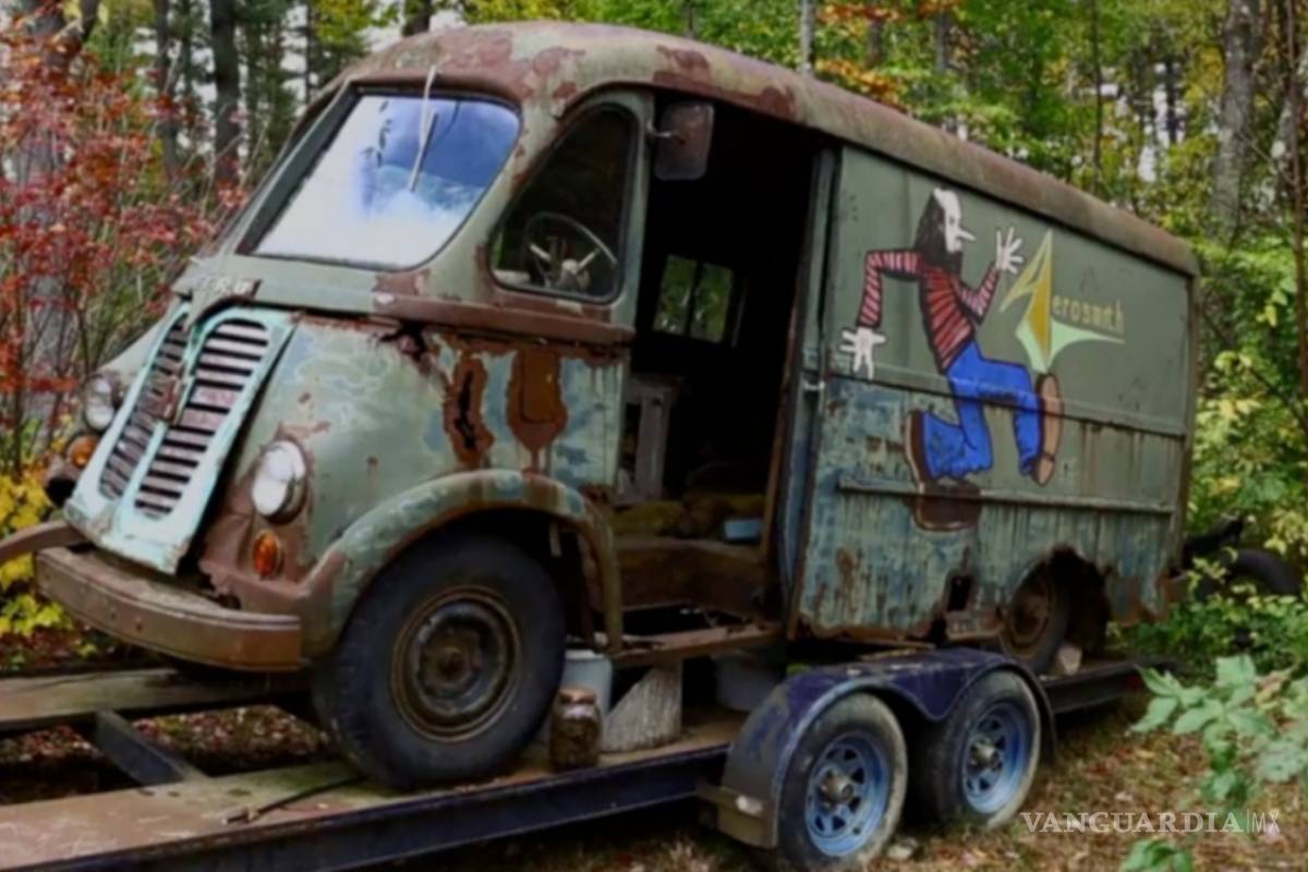 Encuentran camioneta usada por Aerosmith en los 70 en un bosque