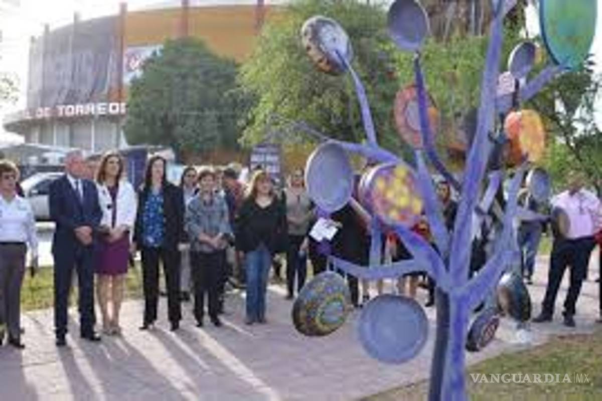 Fernández Noroña se lanza contra 'cacerolas' de alcalde coahuilense