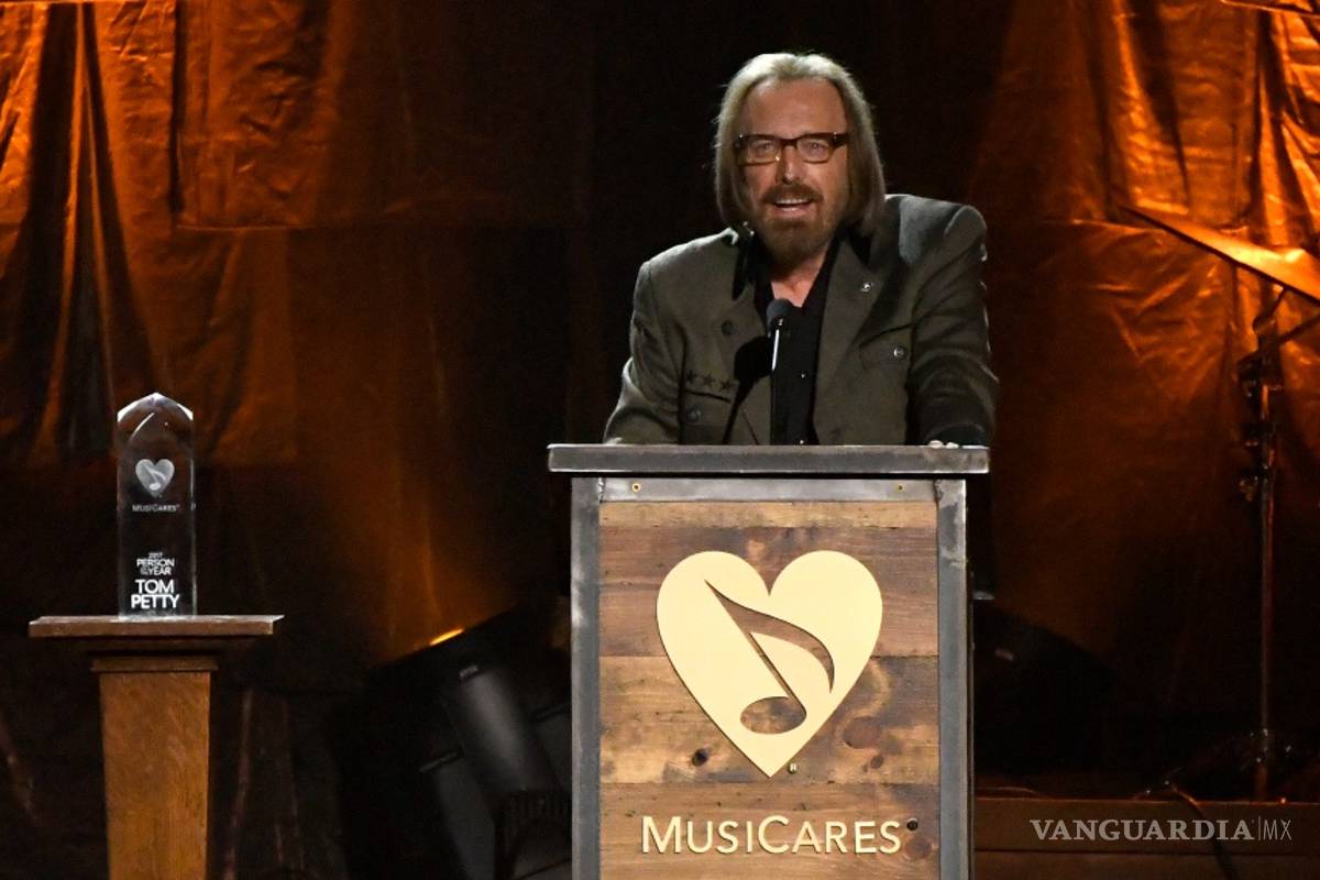 Mundo de la música se inclina ante Tom Petty
