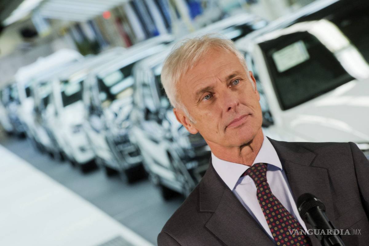 El escándalo no repercutió aún en las ventas: VW