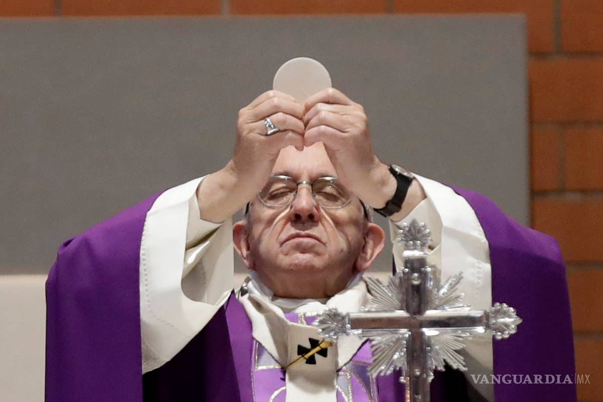 &quot;Las misas no se pagan”, dice el papa Francisco