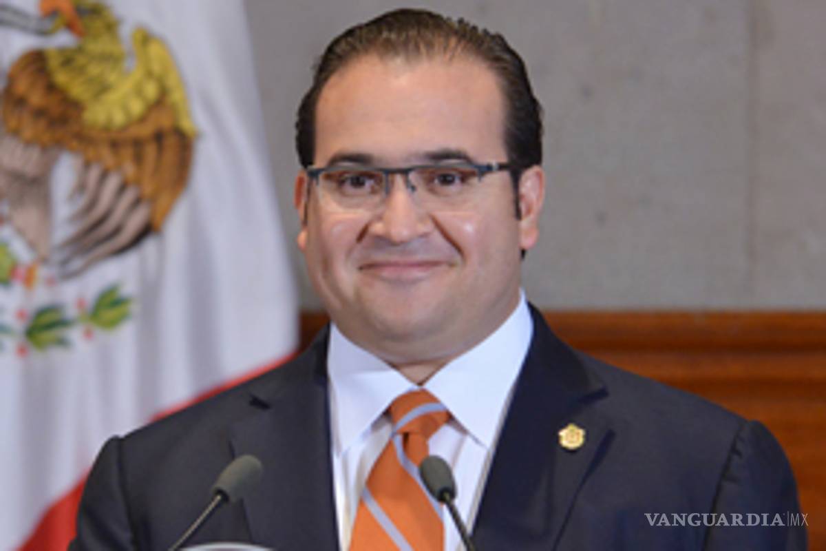 Duarte sigue activo en Facebook: Publica logros de Gobierno