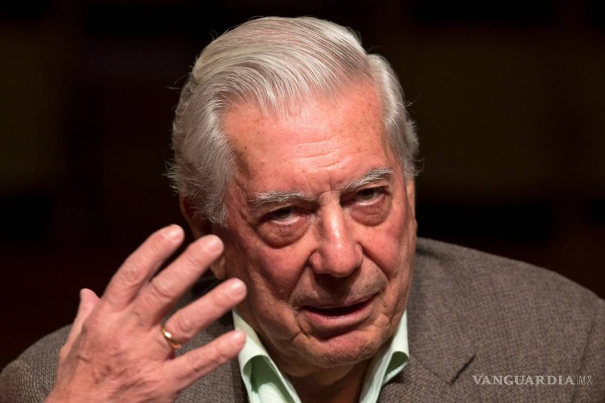 Invita Mario Vargas Llosa a mostrarles a los niños que la literatura es entretenida
