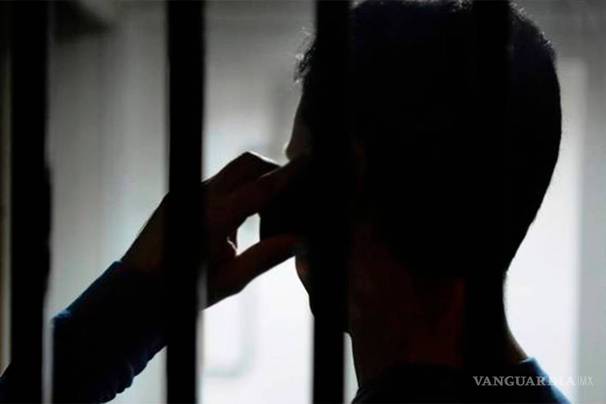 IFT emite reglas para bloqueo de celulares en prisiones