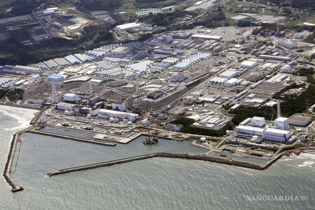 Revisan con dron la central nuclear de Fukushima, tras percance del 2011