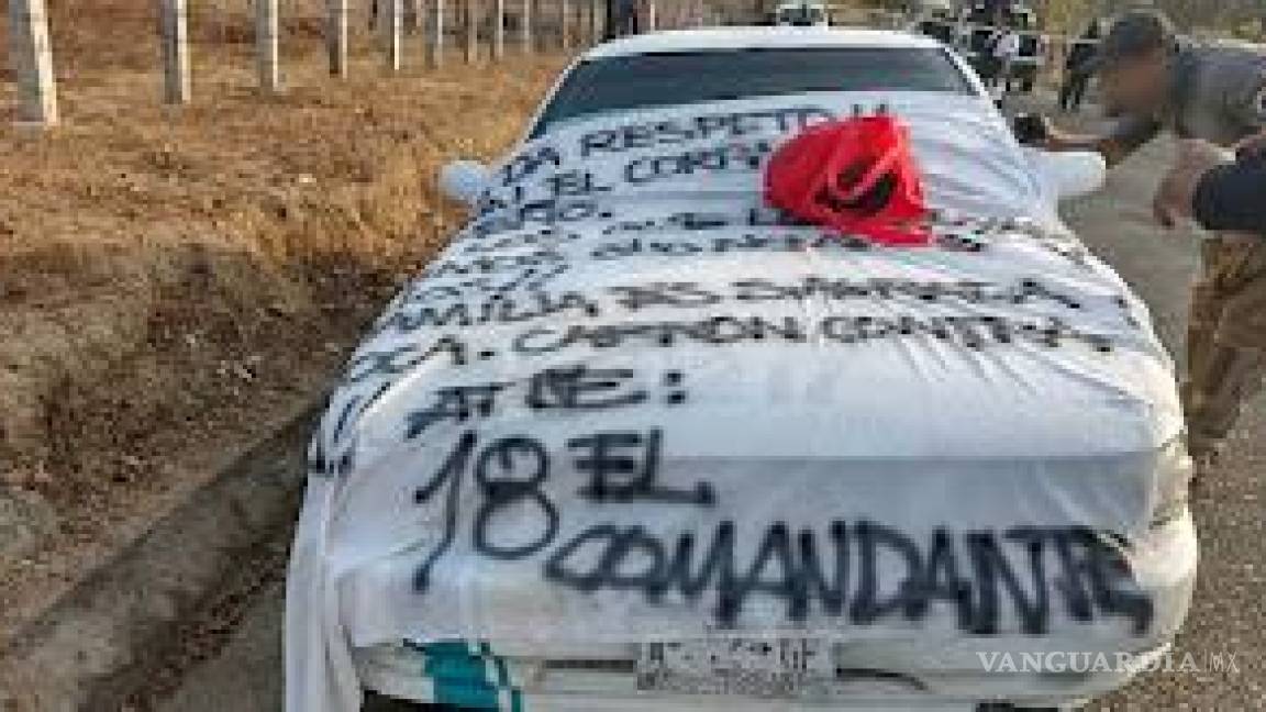 Dejan los cuerpos de cinco hombres dentro de un taxi en Guerrero, tres de ellos decapitados