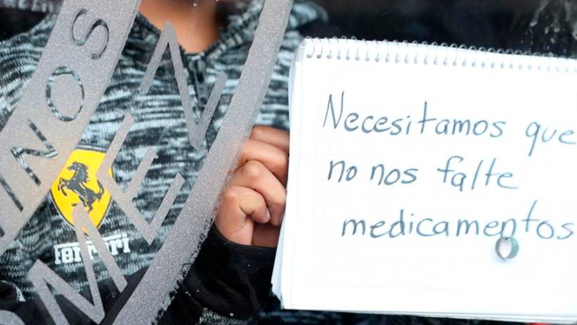 Padres piden pronta solución a desabasto de fármacos oncológicos en México