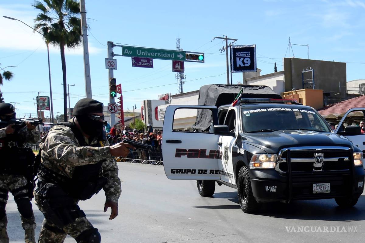 Joven acusa a integrantes de la Policía de Saltillo de robarle su vehículo; víctima pide intervención del Fiscal General