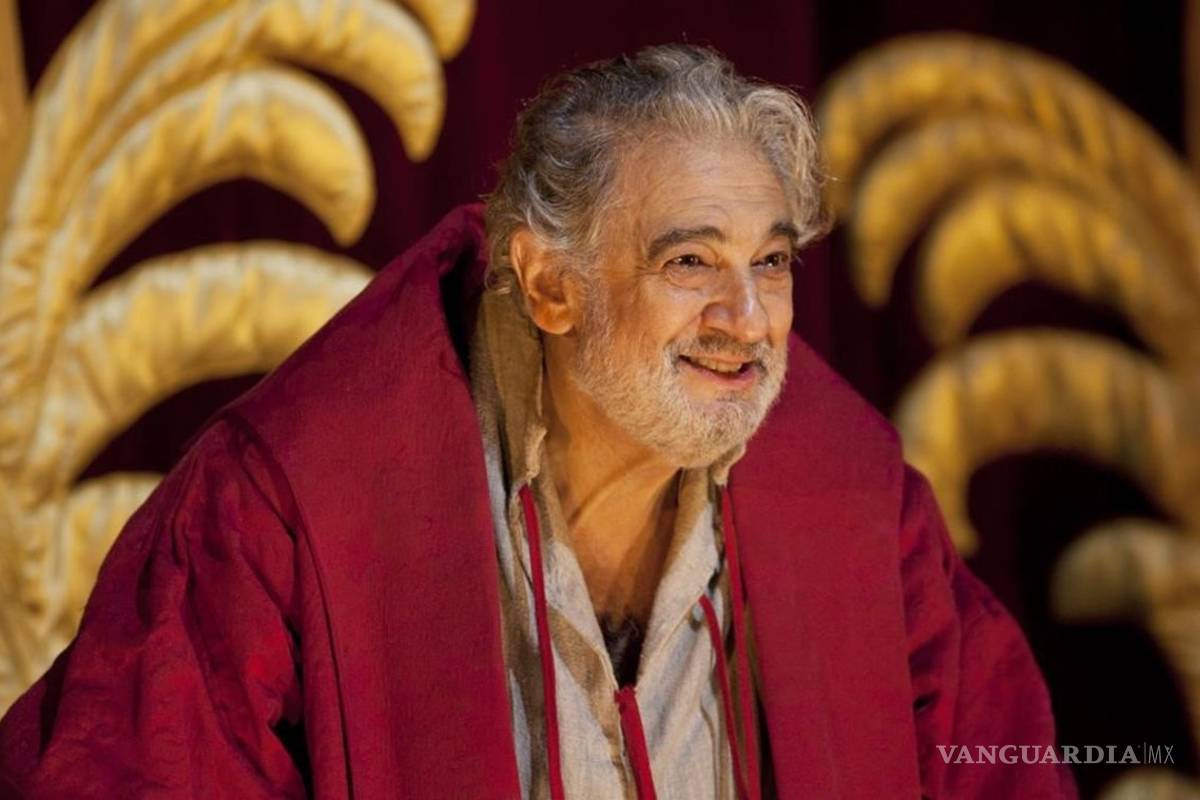 Plácido Domingo es víctima de la tiranía del #MeToo, dice diputada en Twitter