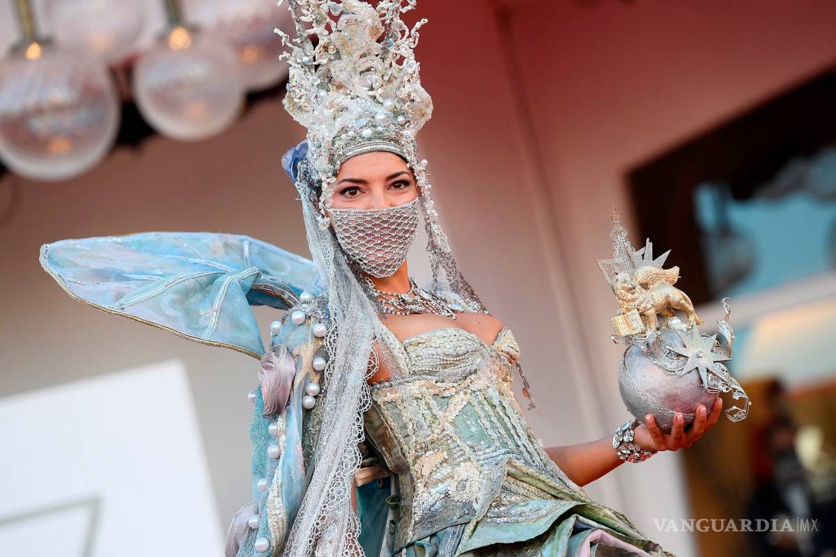 Cubrebocas, el accesorio de moda en el Festival Internacional de Cine de Venecia 2020