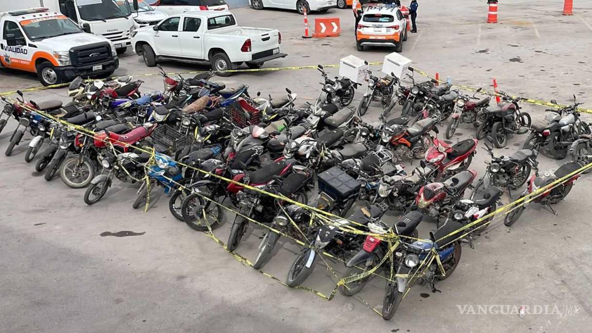 ‘Abandonan’ dueños 60 motos retiradas por Tránsito de Torreón; piden las recojan