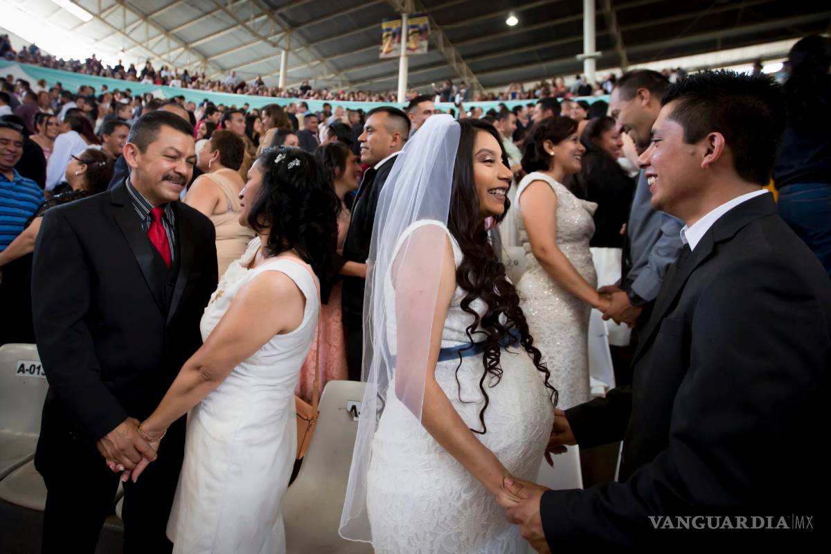 Con 1650 bodas celebran en grande Día del Amor en Tijuana