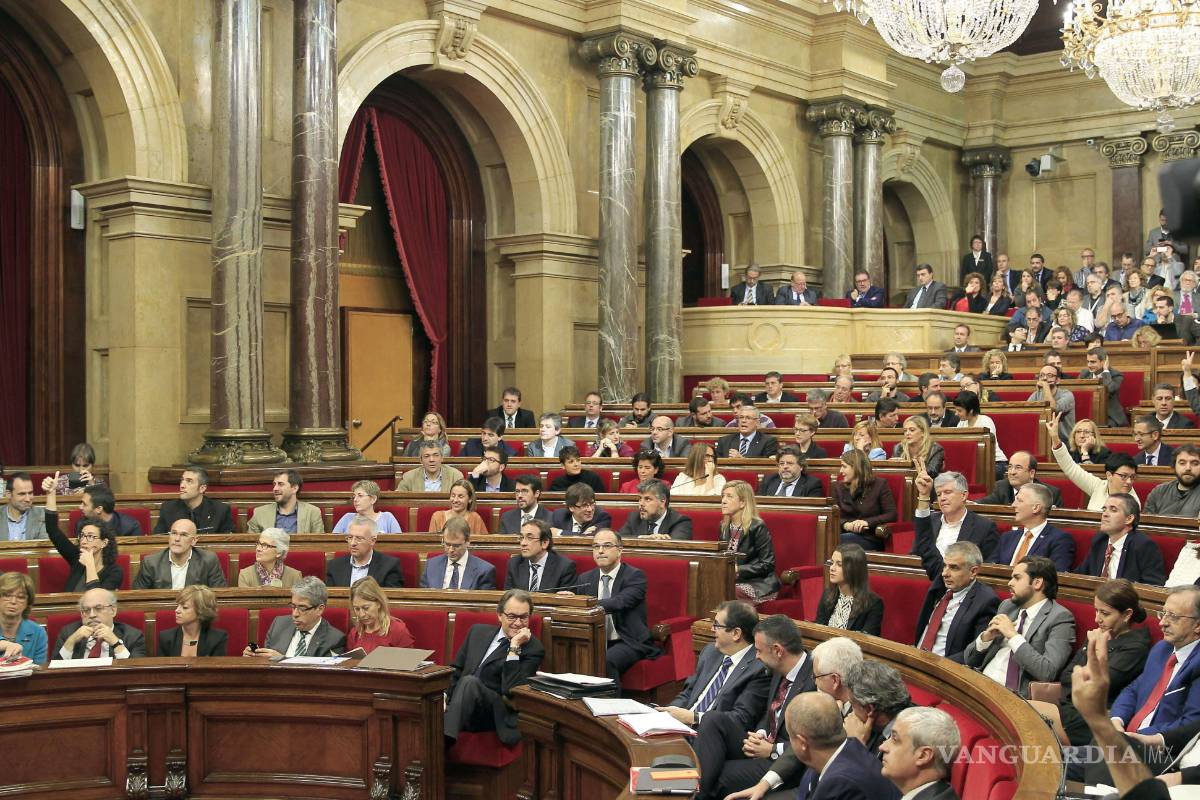 Parlamento catalán se reúne para elegir nuevo presidente regional