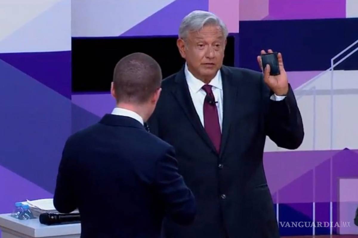 Voy a cuidar mi cartera de Anaya: AMLO