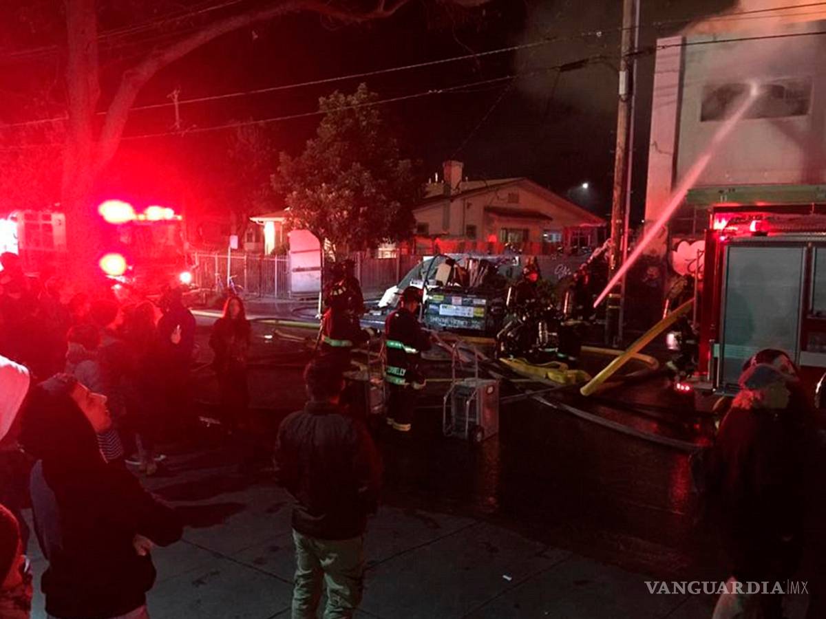 $!Al menos 9 muertos en voraz incendio en una discoteca de Oakland, California