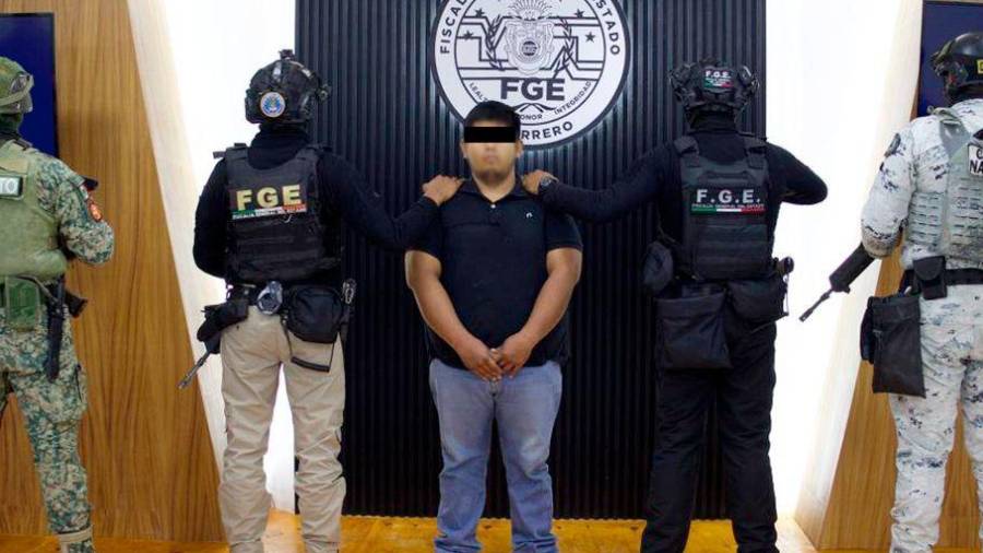 La Fiscalía General del Estado de Guerrero confirmó la detención de Francisco “N”, quien fue puesto a disposición de un juez de control mientras continúan las investigaciones por el homicidio del médico del IMSS-Bienestar en Chilpancingo.