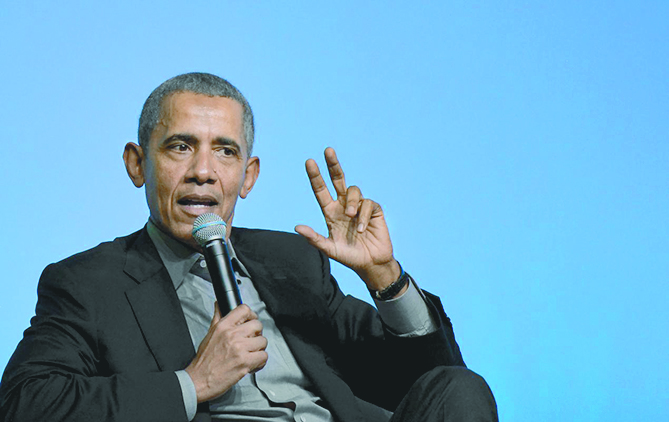 $!Famosos que brincaron del aula al escenario: conoce a las celebridades que fueron maestros