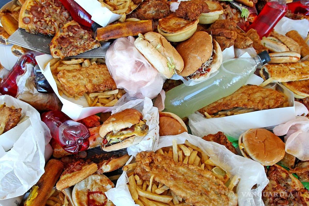 Alimentos que habría que eliminar de toda dieta, según famoso nutricionista