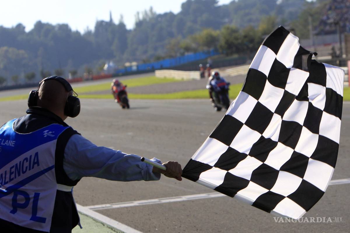 $!Lorenzo campeón del mundo con su séptima victoria de la temporada
