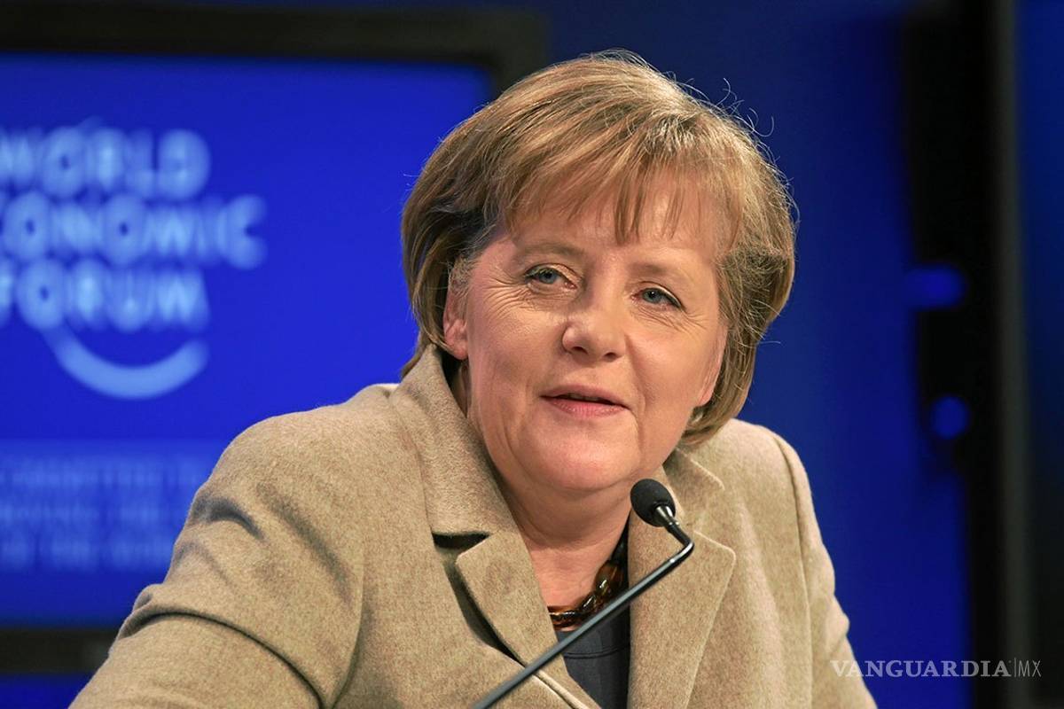 Merkel llama a Reino Unido a responder a ofertas de la UE sobre el “backstop”
