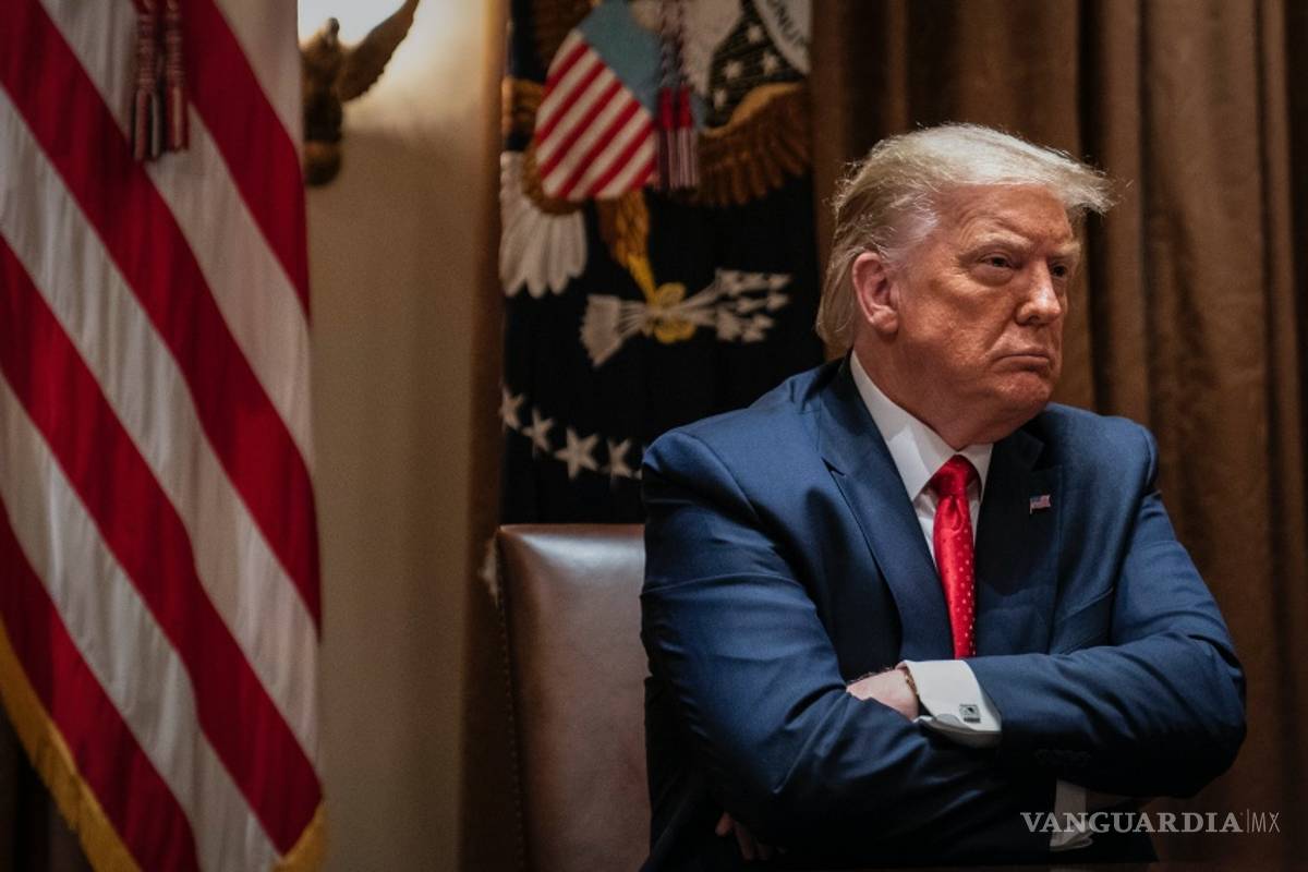 Trump vuelve a propagar teorías infundadas sobre el COVID-19 y Twitter castiga a su hijo por desinformar