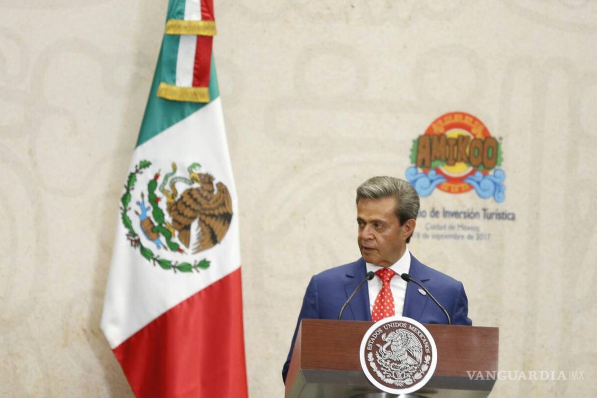 Demandan en EU al magnate Carlos Peralta y su hijo