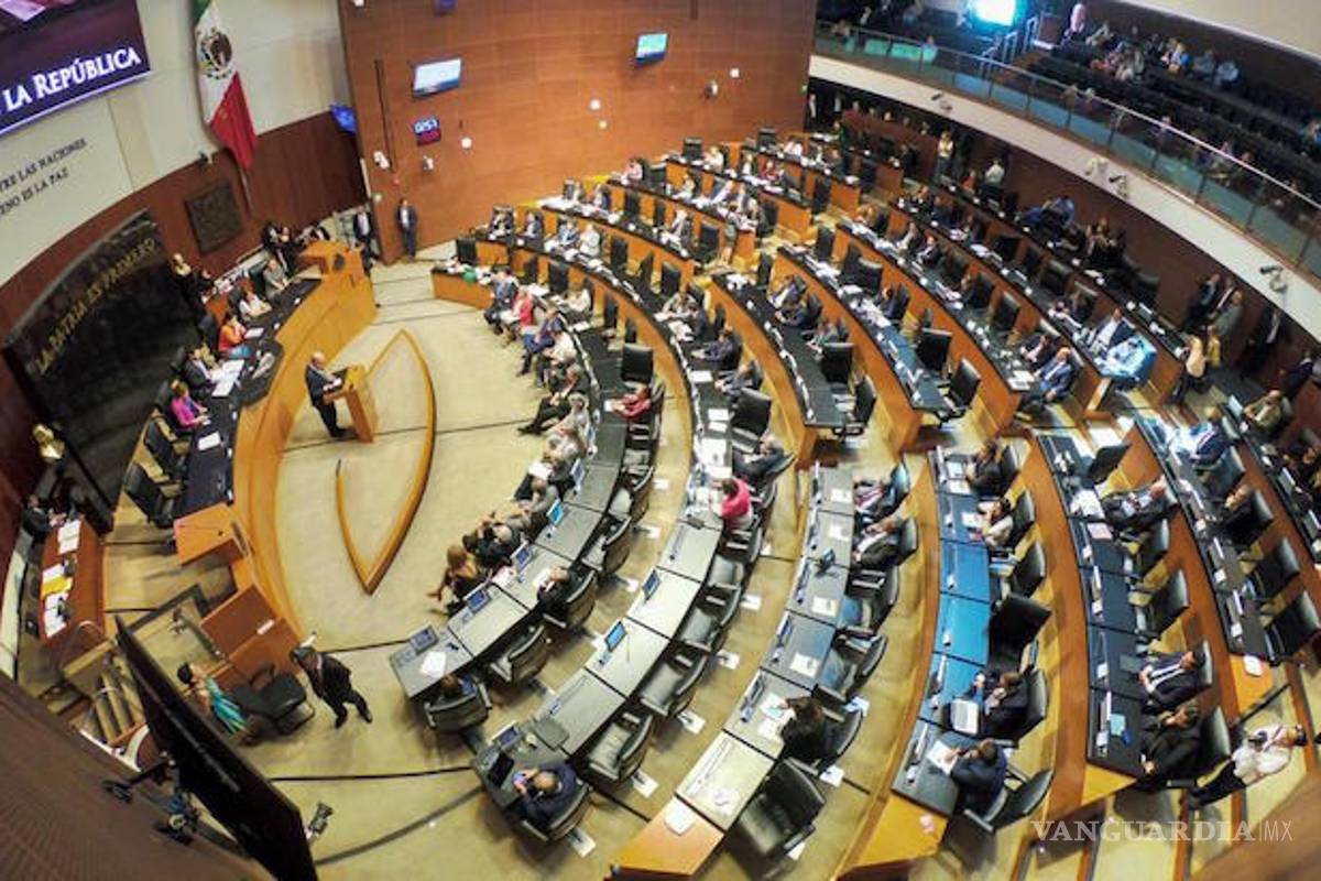 Clouthier y oposición presentan acuerdo contra extensión de mandato en Baja California