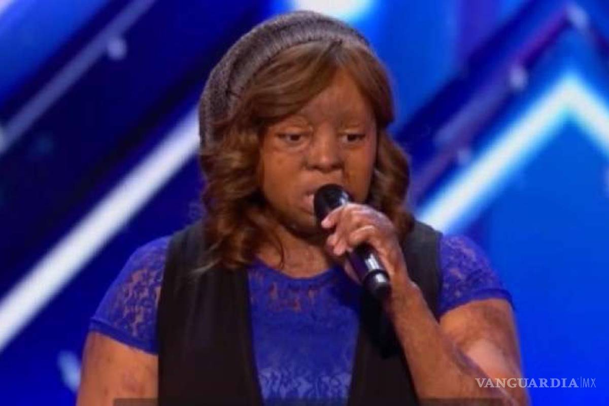 Sobreviviente de tragedia de avión, ahora es aplaudida en “America’s Got Talent”