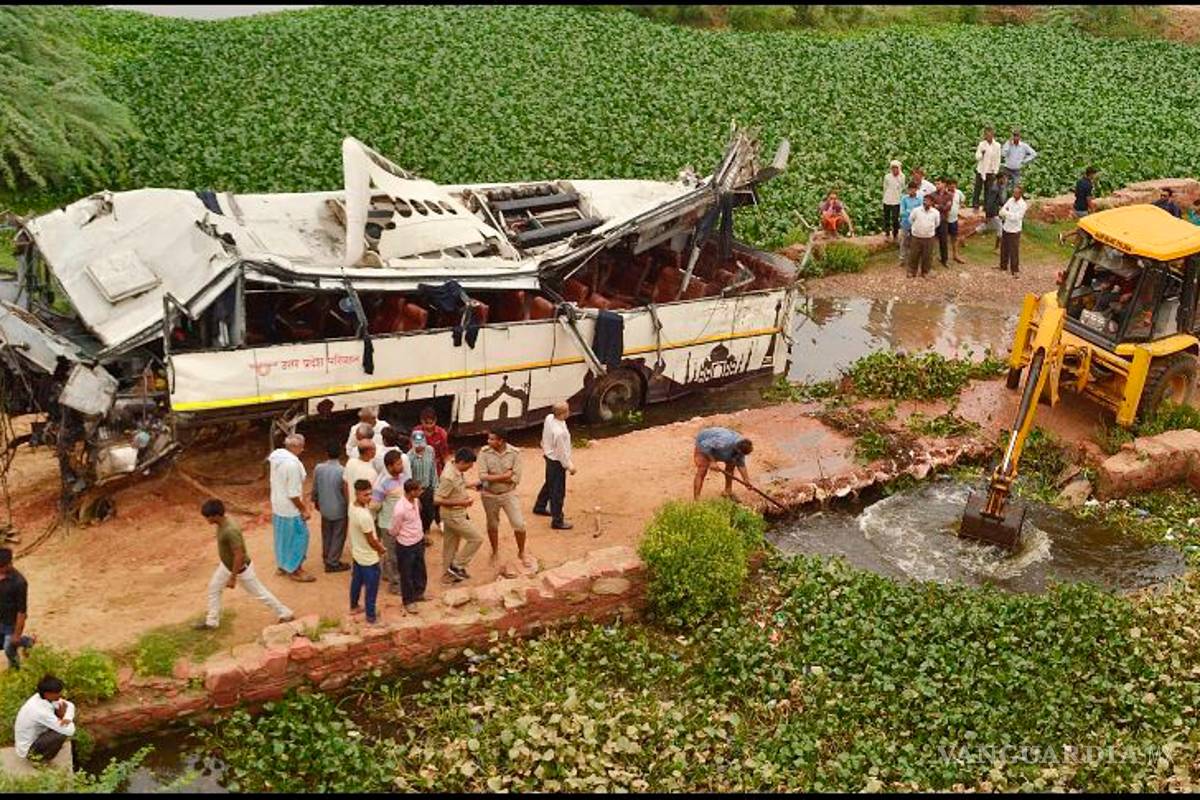 Peligro en los caminos de India, en otro accidente mueren 29 personas