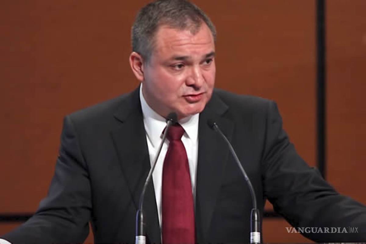 UIF investiga triangulación de recursos de Segob a García Luna en gobierno de Peña Nieto