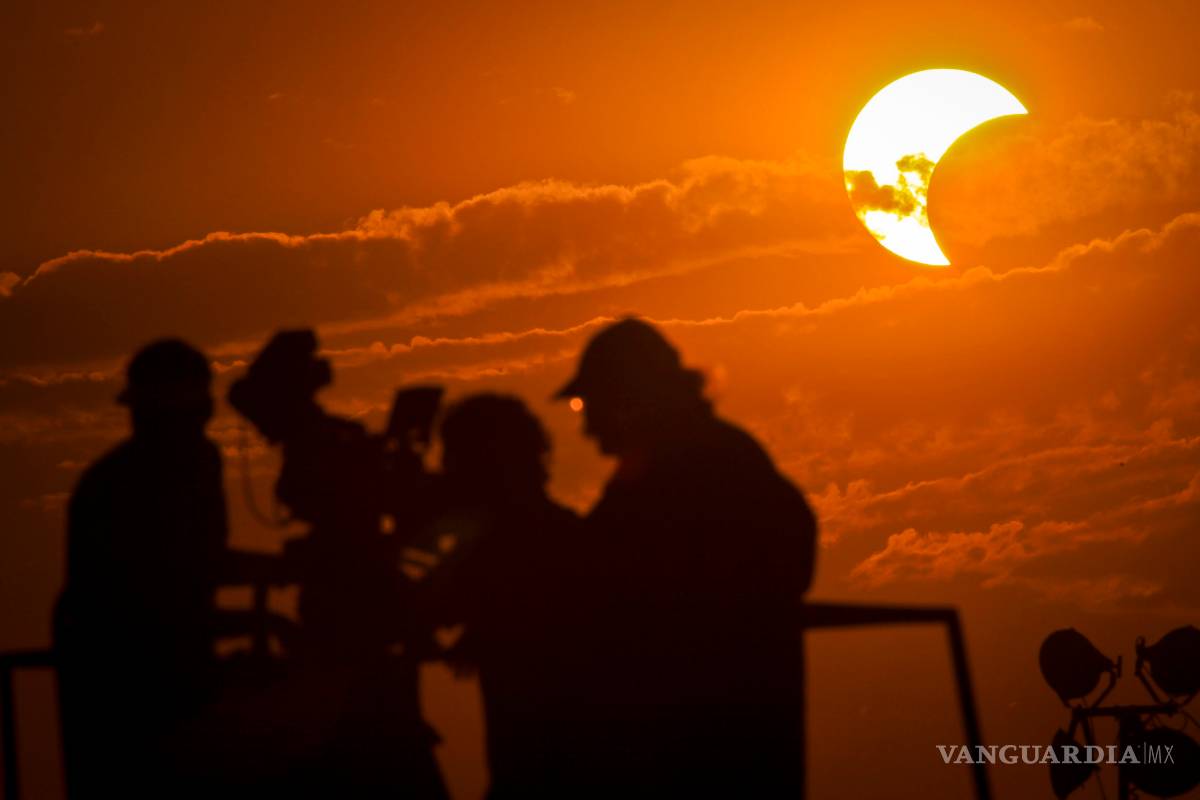 Dan recomendaciones para ver el Eclipse Solar este 21 de agosto
