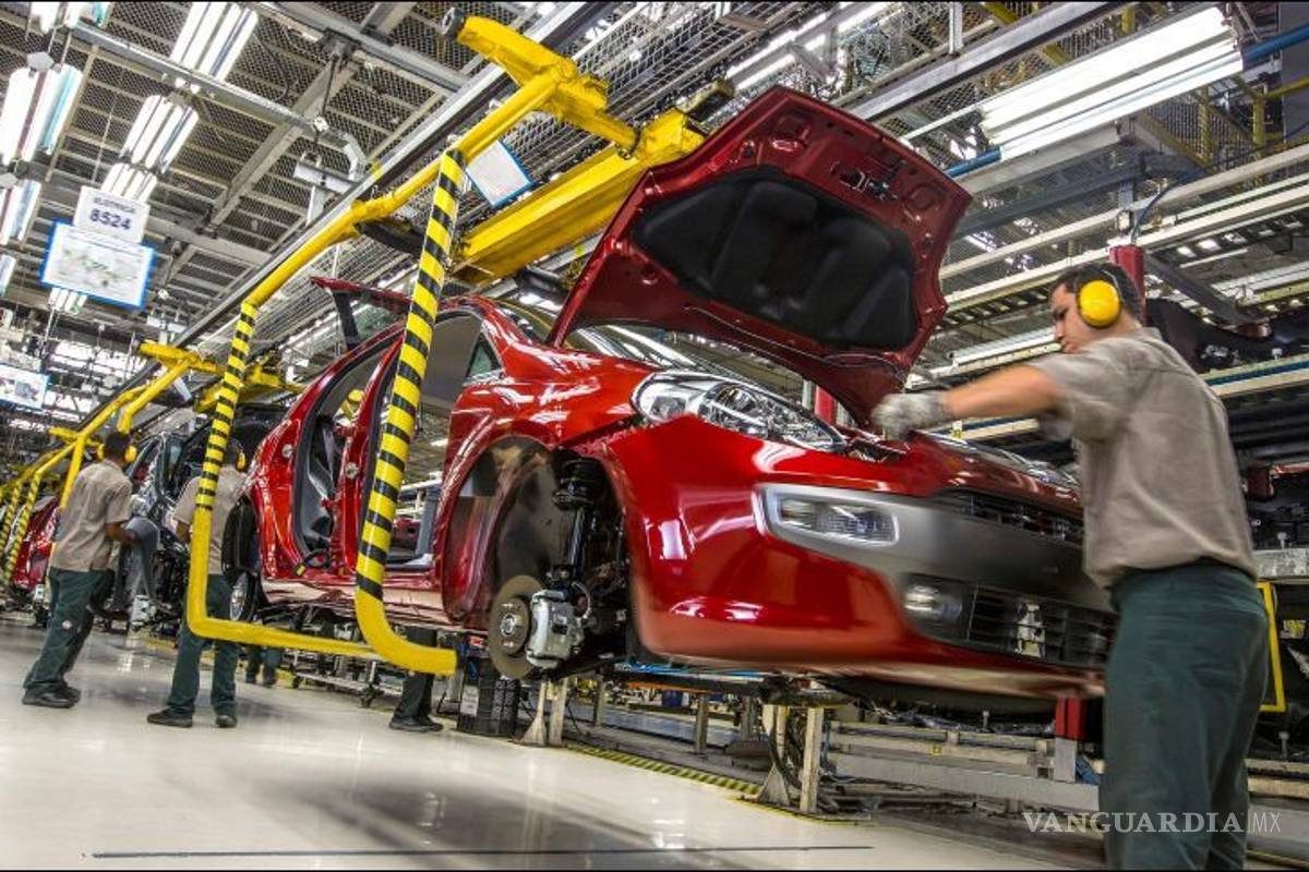 Crisis en la industria automotriz mexicana, ventas de autos cayeron 7.94%
