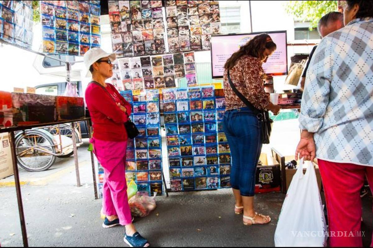 Comerciantes informales ganan hasta 5 veces más que uno formal en México