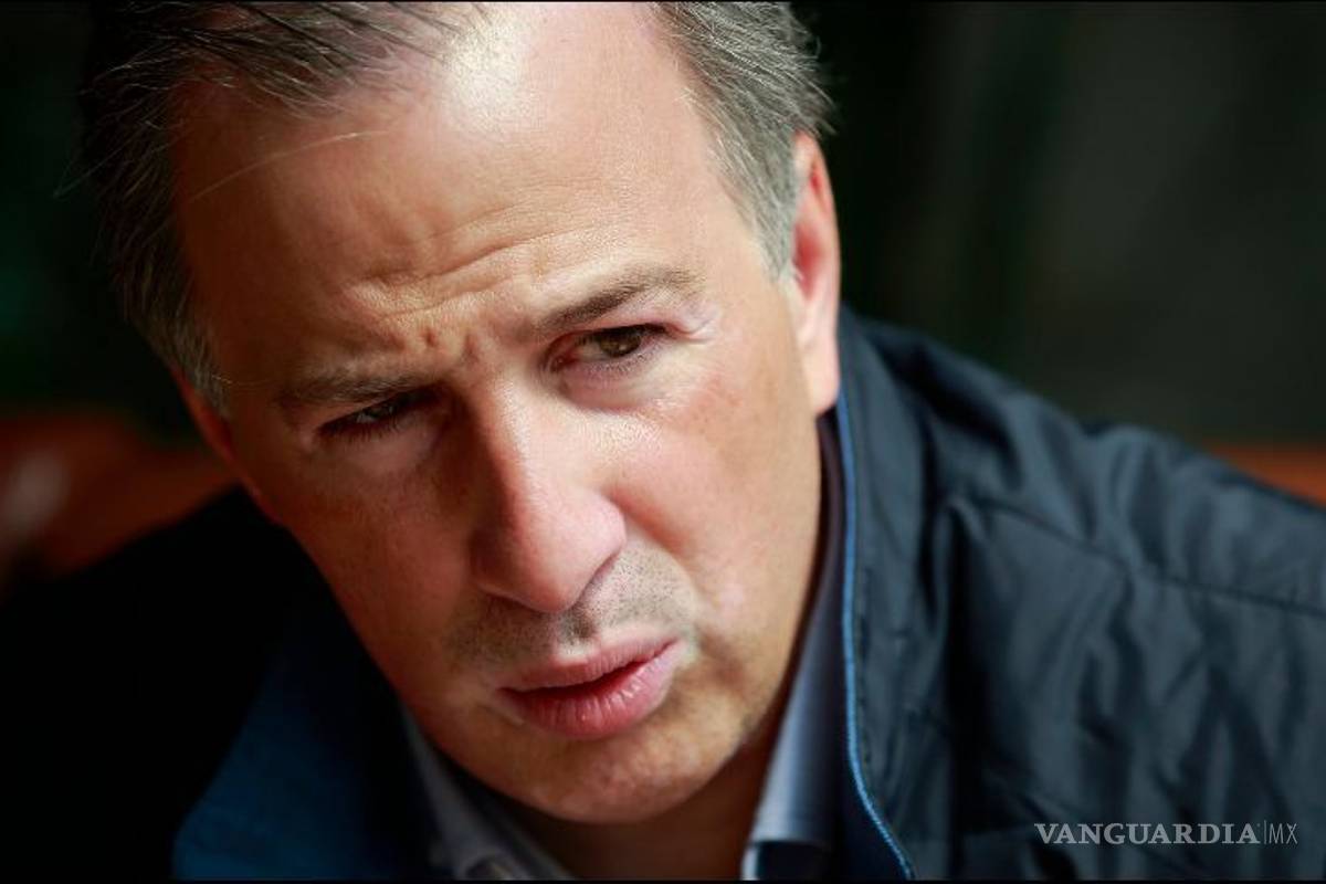 Meade insiste, 'delincuentes no deben aspirar al Senado'