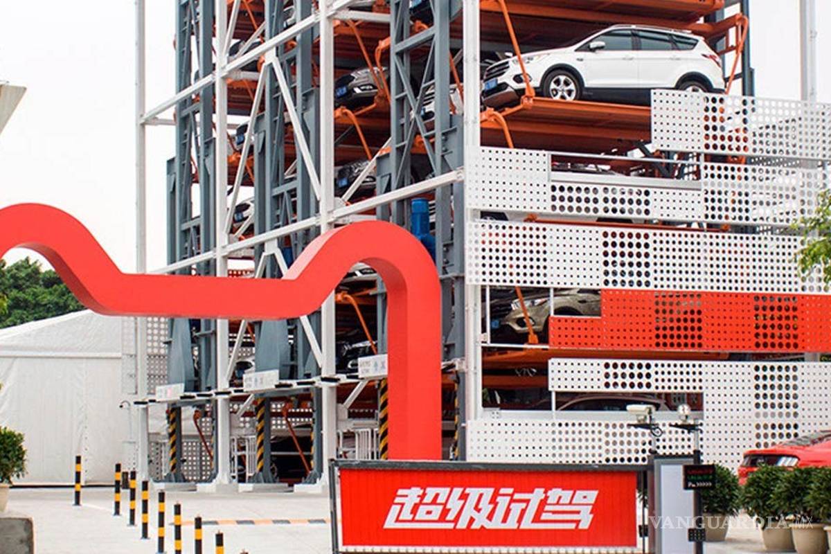 $!Ford y Alibaba crean gigantesca máquina expendedora de autos en China