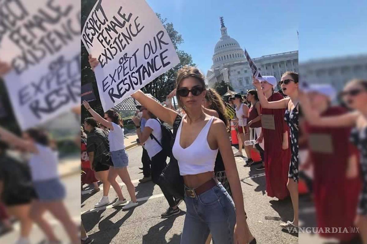 Arrestan a Emily Ratajkowski y a Amy Schumer en protesta