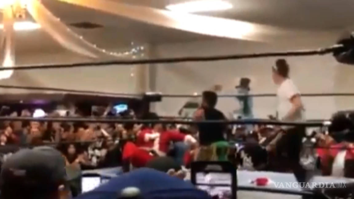 VIDEO: Macaulay Culkin ahora se lanza como peleador de lucha libre