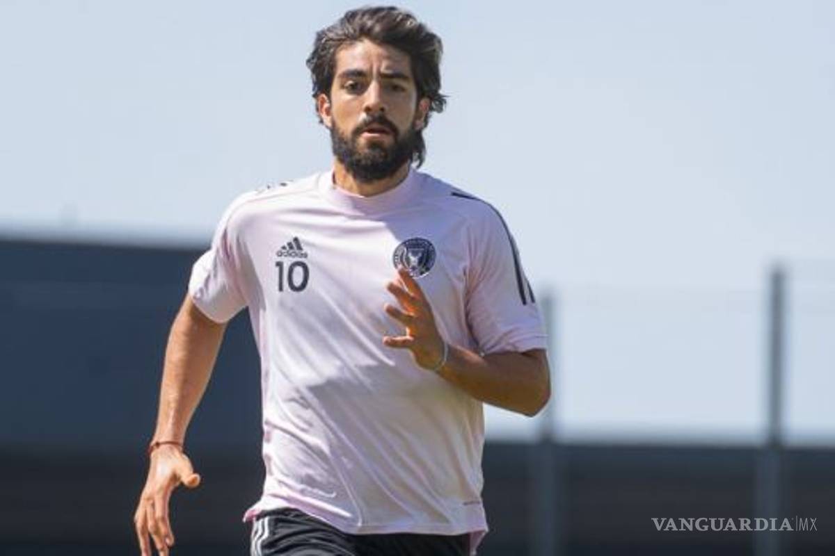 El 'Negro' Santos es mi juguete; afirma Rodolfo Pizarro