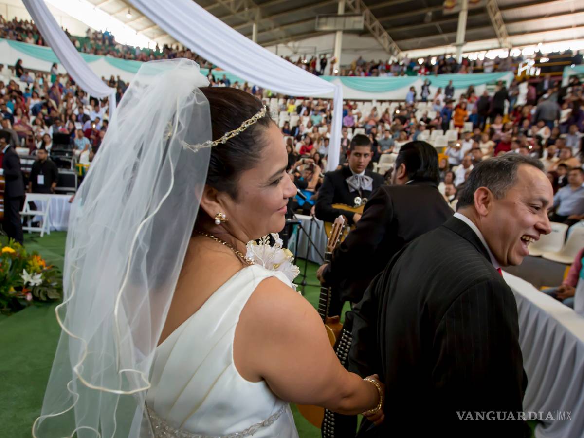 $!Con 1650 bodas celebran en grande Día del Amor en Tijuana