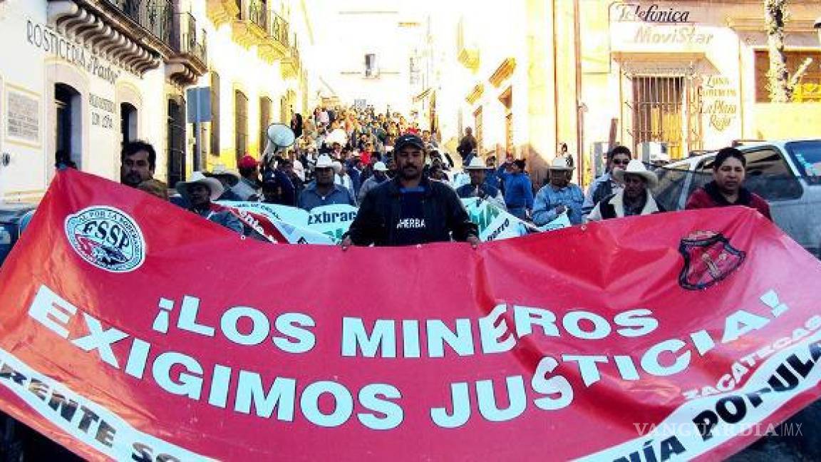 Mineros en huelga temen que la STPS apoye a Grupo México