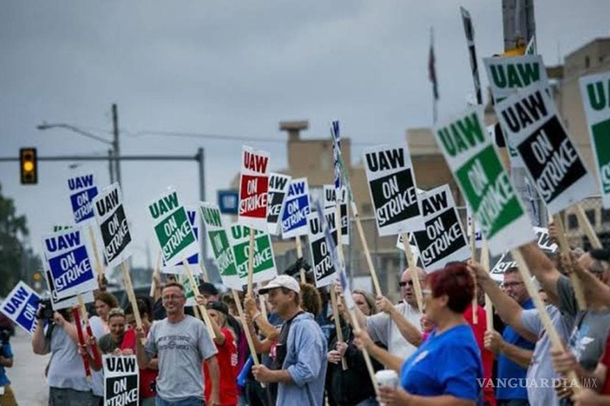 Fiat Chrysler y sindicato acuerdan contrato colectivo