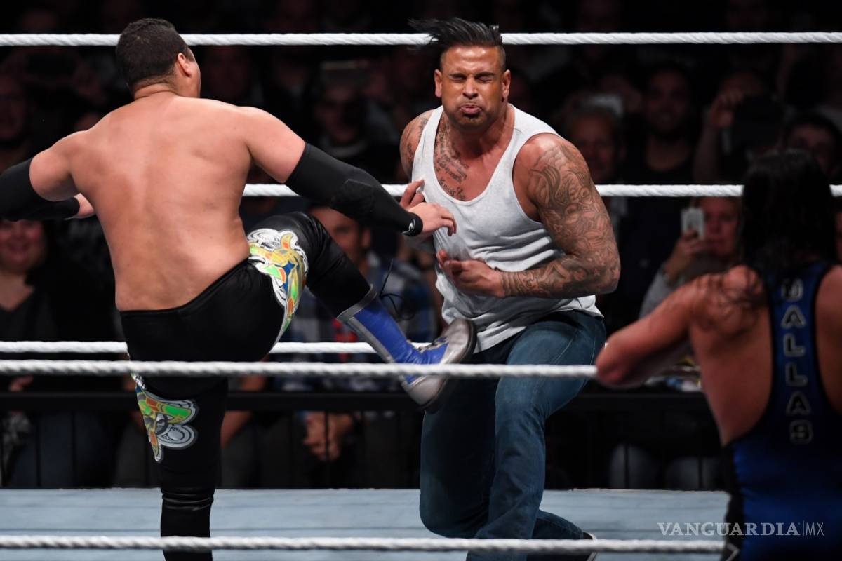 De la portería al ring: Ex portero de Alemania debutó como luchador en WWE