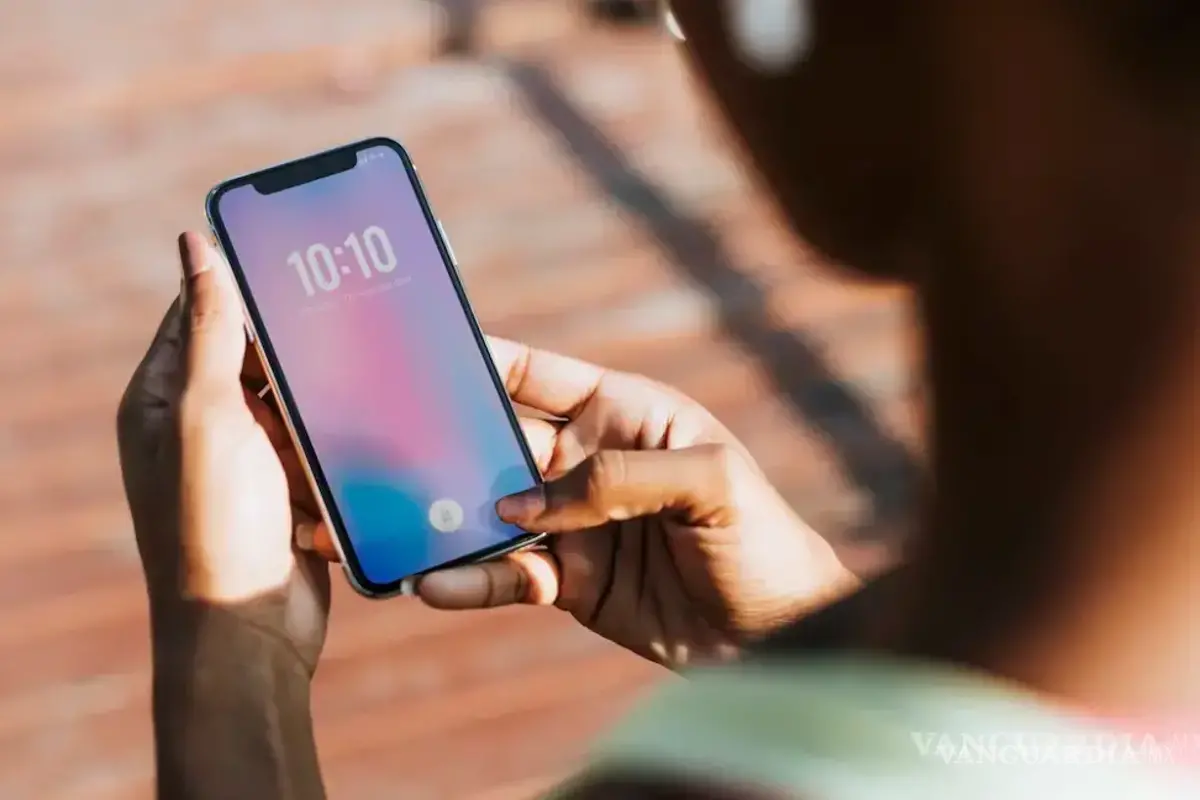 ¿Lo barato sale caro? Profeco alerta por venta de celulares en el ‘mercado gris’