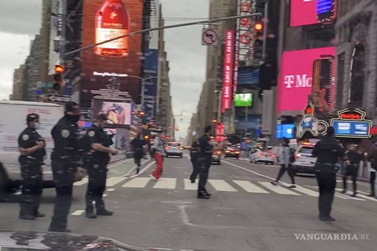 Una mujer y un niño resultan heridos por tiroteo en Times Square, Nueva York
